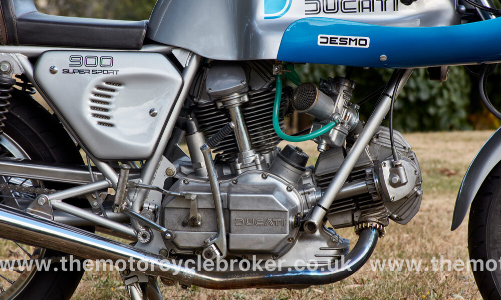 1975 Ducati 900SS motor RHS