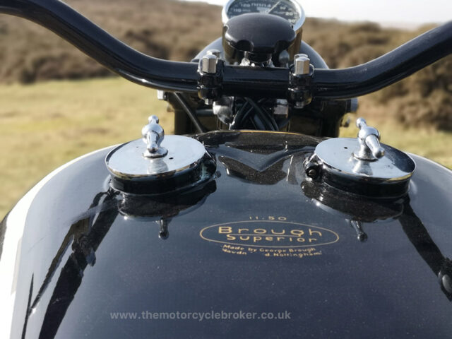 Brough Superior 11.50 Fuel caps Bars 1