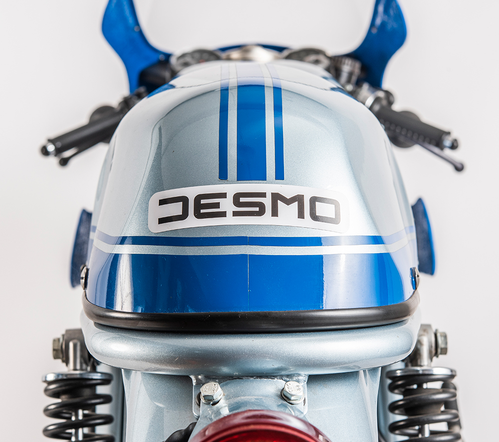 Desmo rear