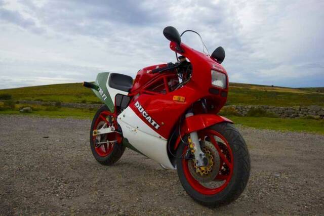 Ducati 750F1 tricolor front