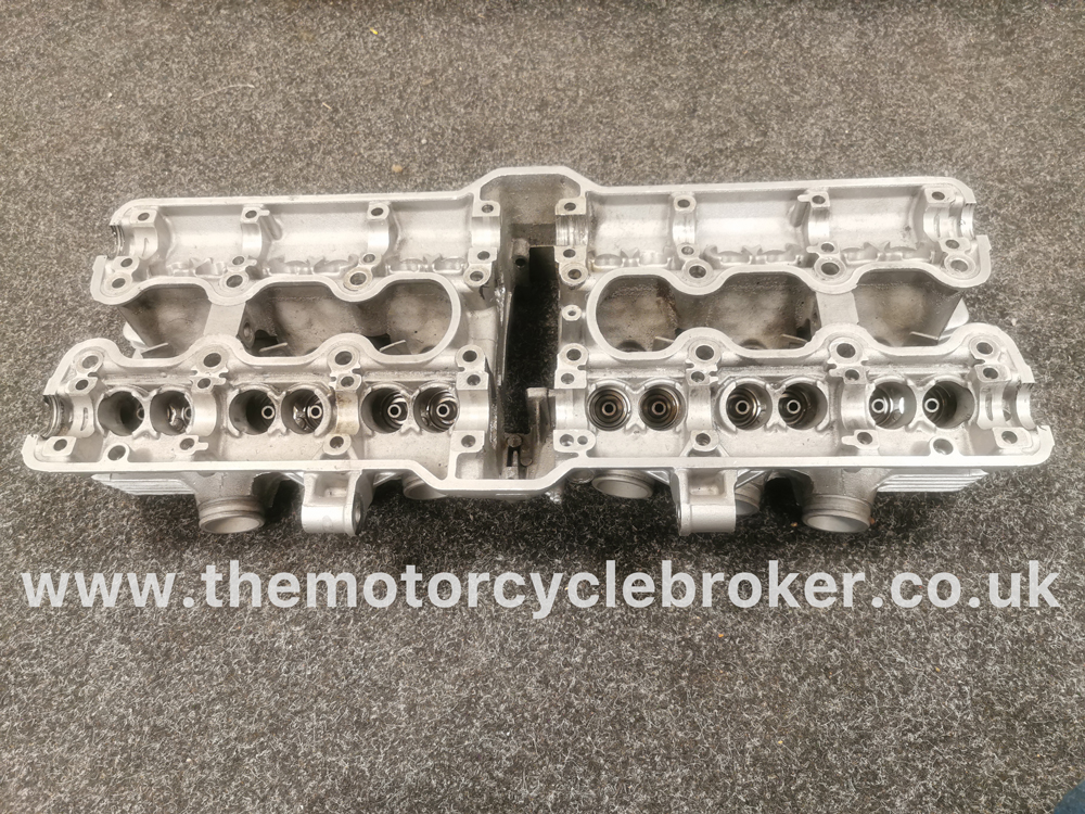 Honda CBX1000 cylinder head top