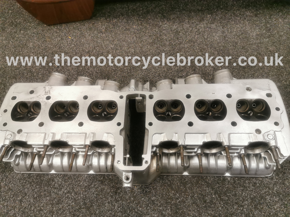 Honda CBX1000 cylinder head