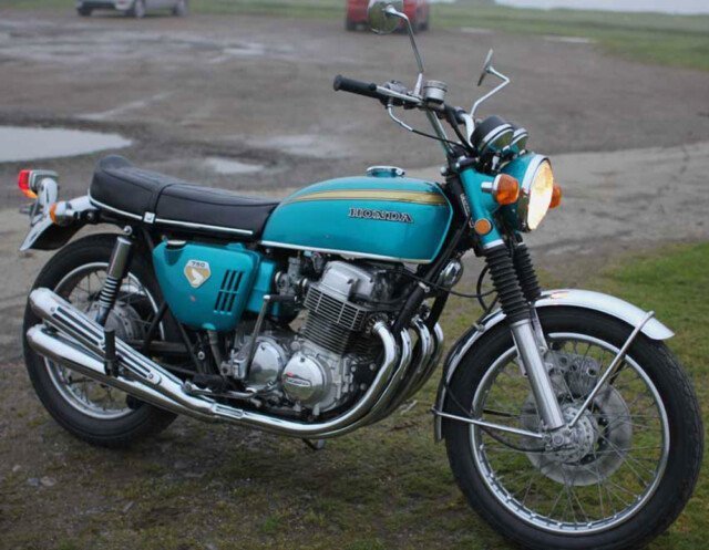 Honda CB750K0 right