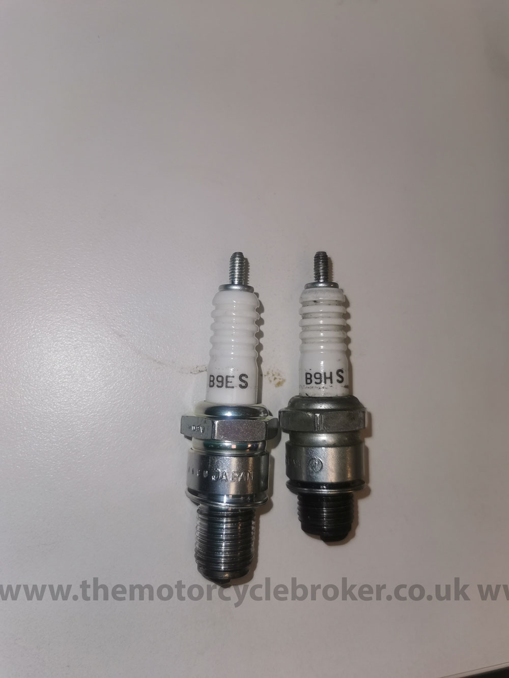 Laverda Jota spark plugs