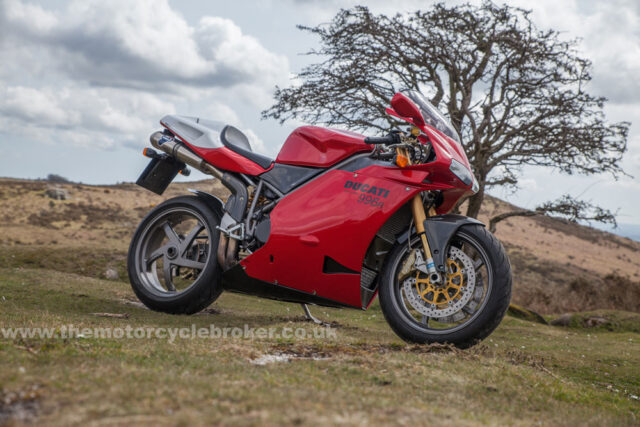 Ducati 996R Right hand side