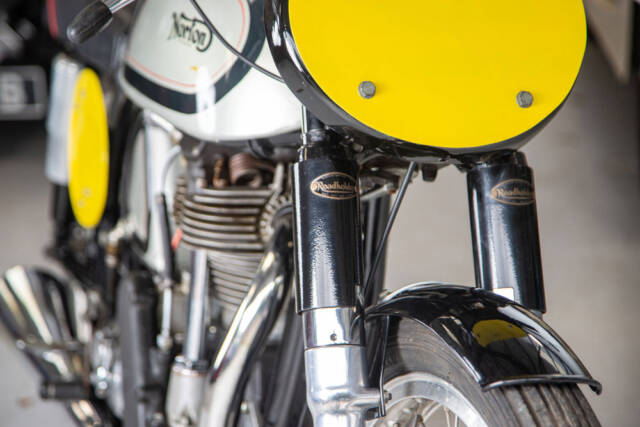 Manx Norton 500 forks