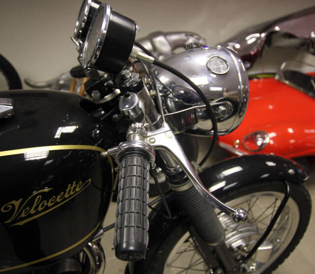 Velocette Thruxton 500 nacelle RHS